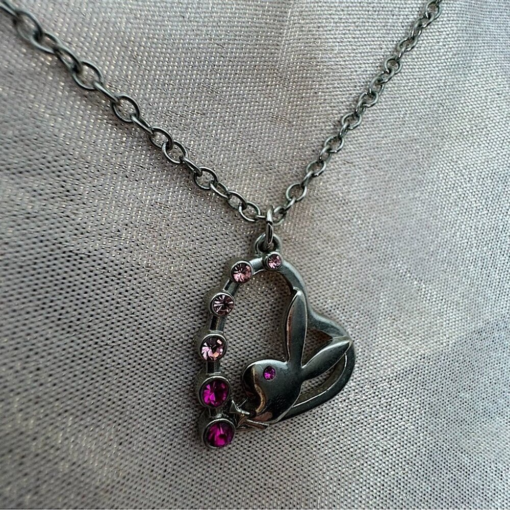 Playboy bunny necklace pink jewel diamonds silver chain link 1953 rabbit head - Picture 3 of 11